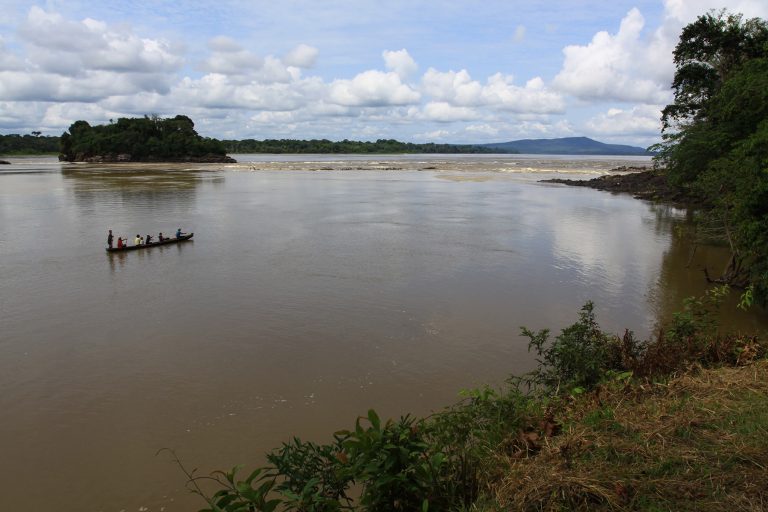 Photojournalism: Notes on a journey through the Caqueta River ...