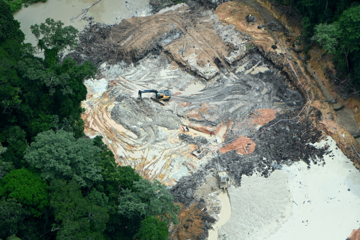 Pressionados por operação de desintrusão na TI Munduruku, garimpeiros ameaçam indígenas e defendem marco temporal