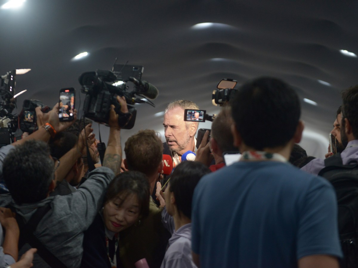 Without global consensus, Brazil seeks a roadmap with scientists and oil companies to keep the fossil fuel phase-out proposal alive