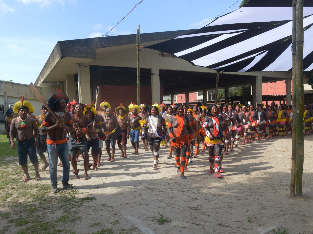 Na Aldeia COP, indígenas fazem conferência alternativa para discutir o enfrentamento da crise climática nos territórios