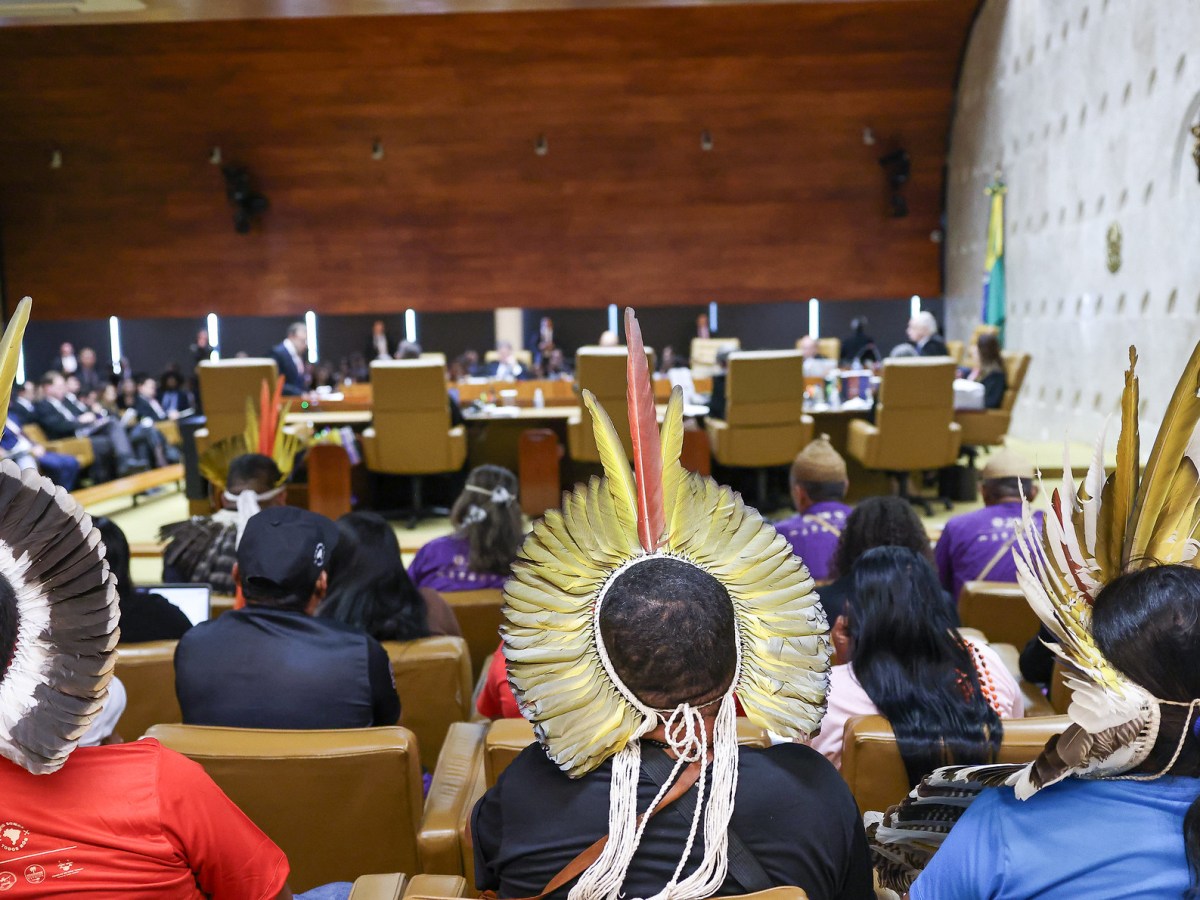 STF derruba tese do marco temporal pela segunda vez, mas avanço da PEC 48 no Congresso ameaça direitos indígenas