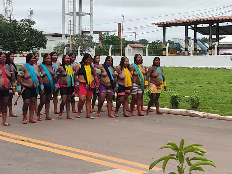 Mulheres indígenas do Médio Xingu resistem em protesto contra a Belo Sun e enfrentam infecções, dengue e febre