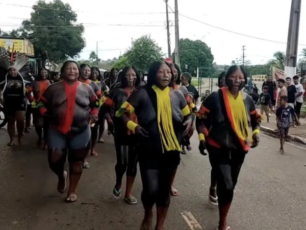 Mulheres indígenas ocupam sede da Funai em Altamira contra projeto da Belo Sun